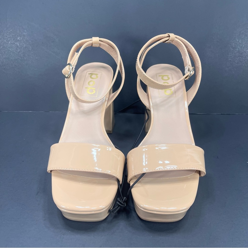 Womens Nude Tan Patent Platform Block Heel Sandals Beige size 7 new in box - Picture 4 of 8